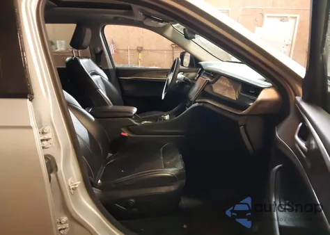 2024 Jeep Grand Cherokee 4Xe from USA, damaged, VIN 1C4RJYB63RC720456